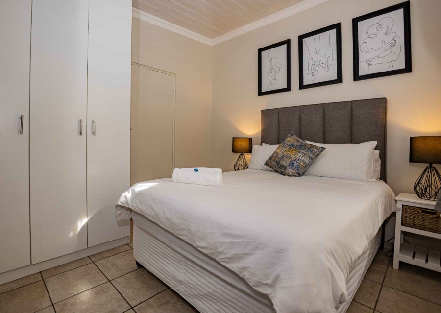 To Let 1 Bedroom Property for Rent in Oakdale Western Cape